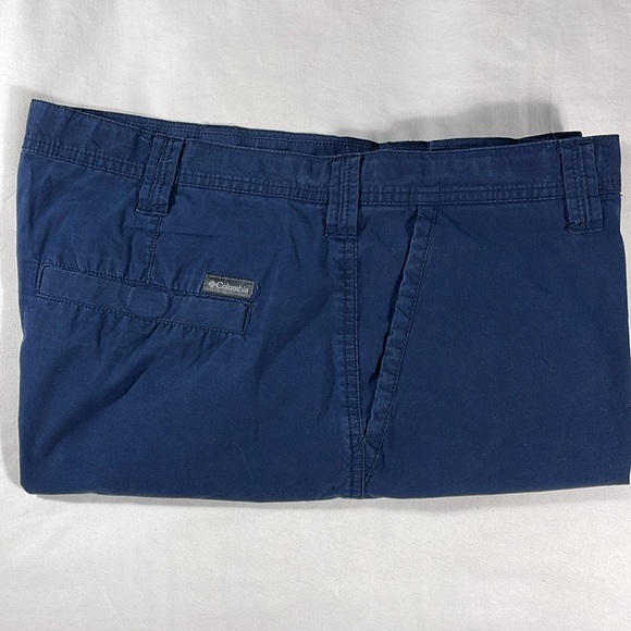 Columbia mens navy lightweight flat front 7.5" inseam chino shorts - size 38 - Picture 11 of 11